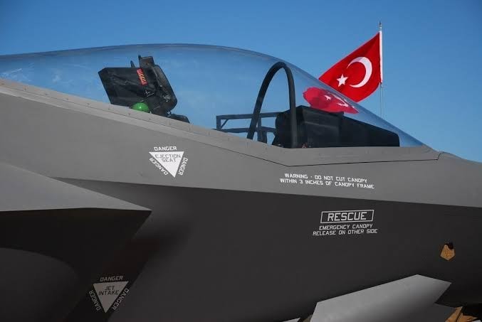محللون تصريح ترامب حول F35 دليل على مكانة تركيا الجديدة في العالم